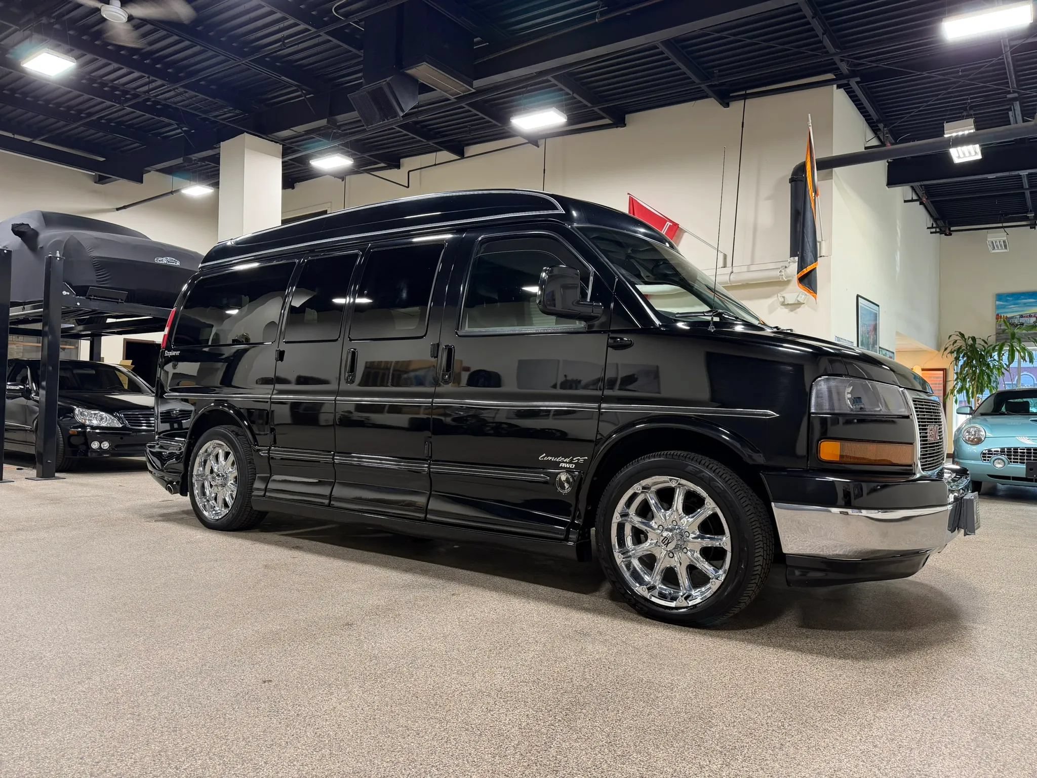 Used 2007 GMC Savana 1500 AWD w/ Preferred Equipment Group image 3