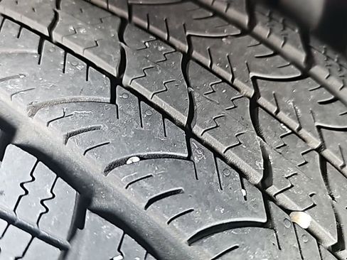 Used 2015 Jeep Cherokee Limited w/ Luxury Group image 8