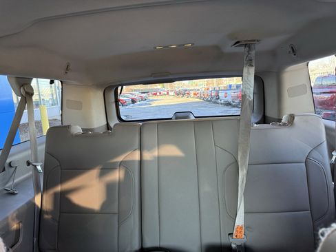 Used 2015 Chevrolet Suburban LTZ image 19