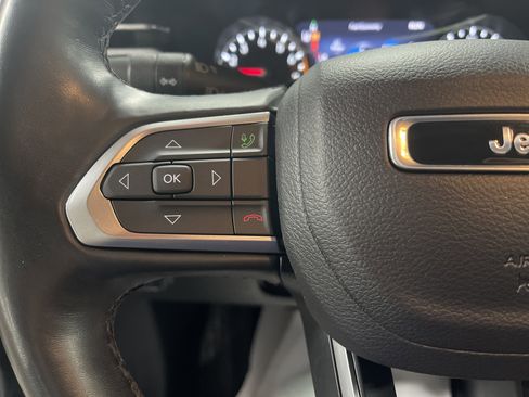 Used 2022 Jeep Compass Latitude image 17