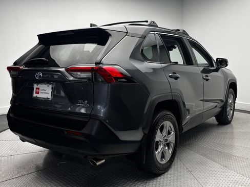 Used 2023 Toyota RAV4 XLE w/ XLE Grade Weather Package AWD/4WD image 39