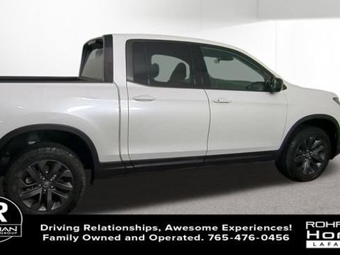 Used 2024 Honda Ridgeline Sport image 9