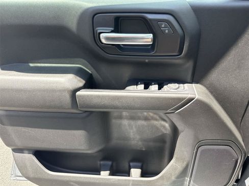 Used 2019 Chevrolet Silverado 1500 Custom AWD/4WD image 19