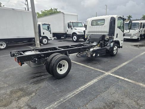 New 2026 Isuzu NPR RWD image 4