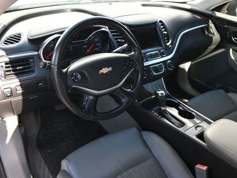 Used 2018 Chevrolet Impala LT image 8