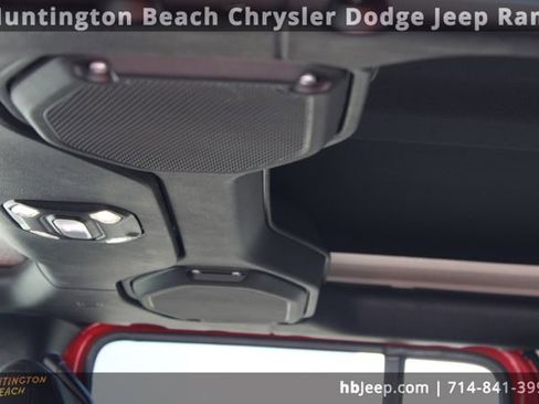 Used 2022 Jeep Wrangler Unlimited Sport image 34