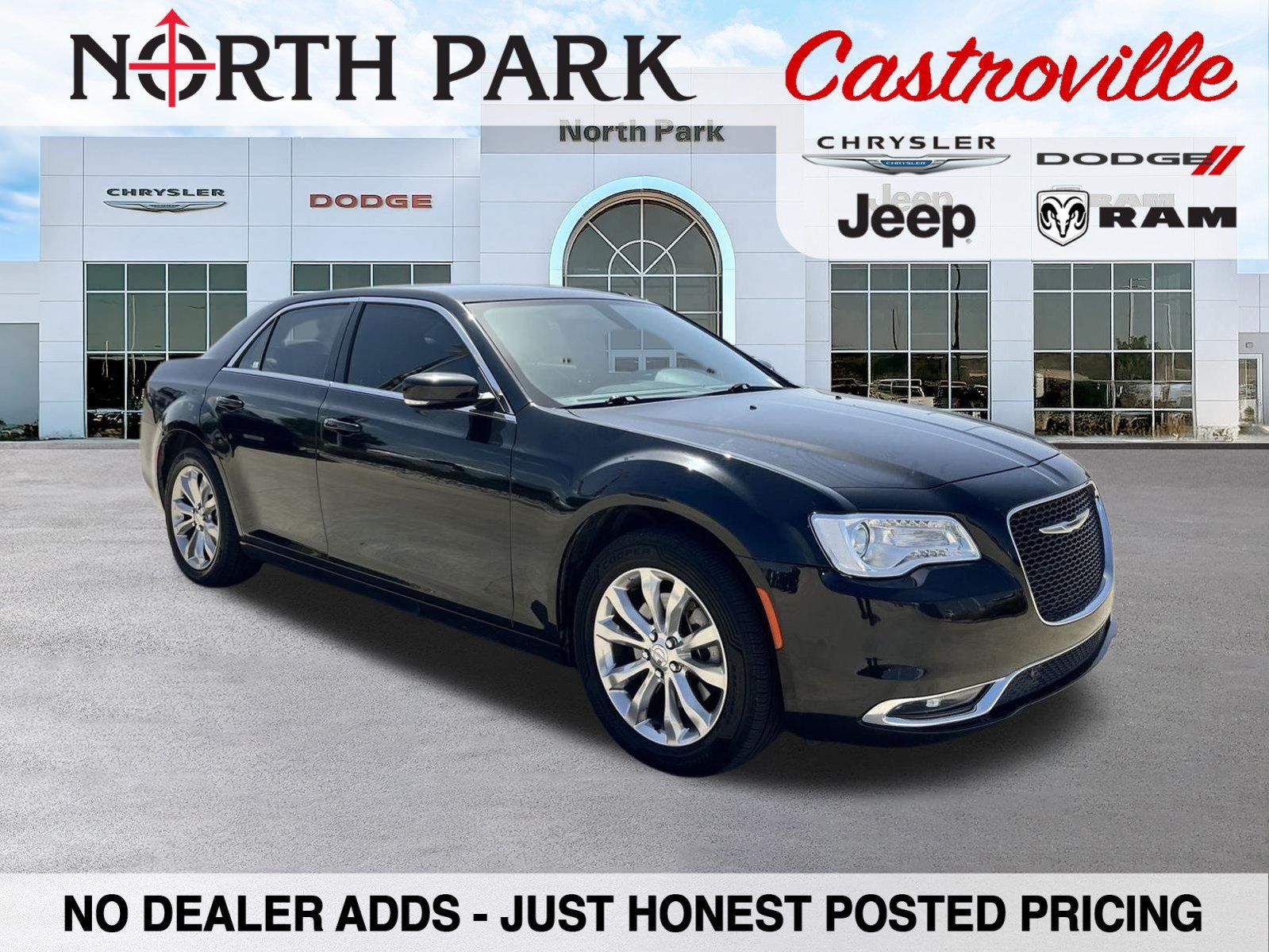 Used 2021 Chrysler 300 Touring L AWD/4WD image 1