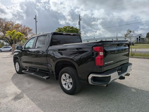 Used 2021 Chevrolet Silverado 1500 LT RWD image 6