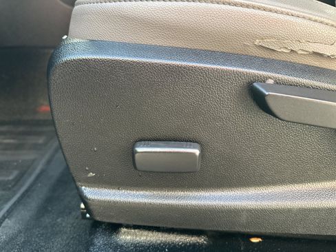 Used 2016 Chevrolet Colorado W/T image 17