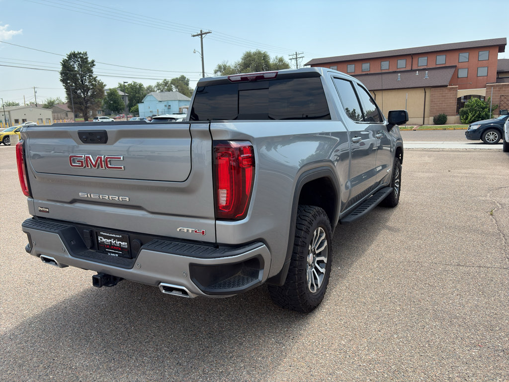 Used 2023 GMC Sierra 1500 AT4 w/ Technology Package AWD/4WD image 25