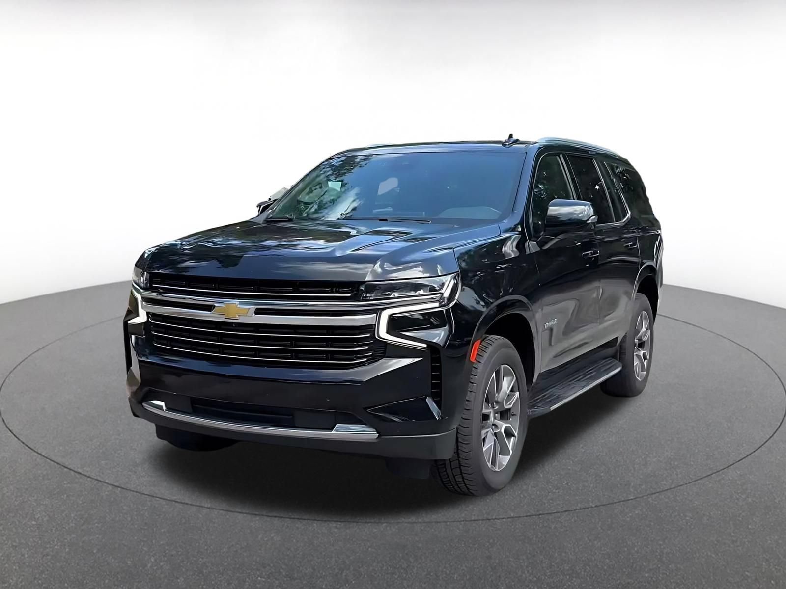 Used 2024 Chevrolet Tahoe LT w/ Luxury Package AWD/4WD image 6