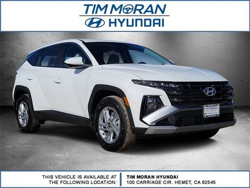 New 2026 Hyundai Tucson SE image 1