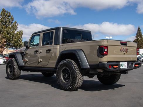 Used 2020 Jeep Gladiator Sport w/ Quick Order Package 24S image 5