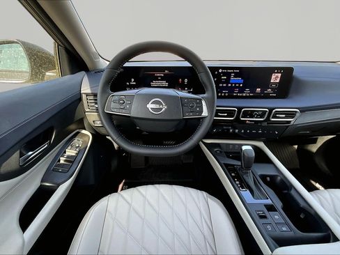 New 2026 Nissan Sentra SL w/ Floor Mat Package FWD image 9