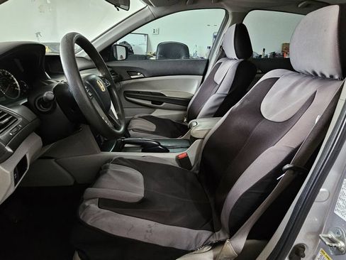 Used 2010 Honda Accord LX-P image 14