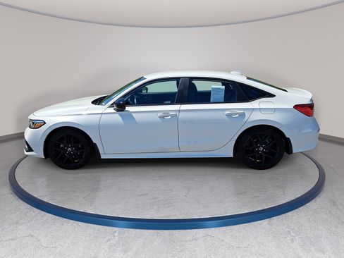 Used 2024 Honda Civic Sport image 5