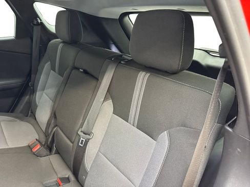 Used 2025 Chevrolet Blazer LT FWD image 33