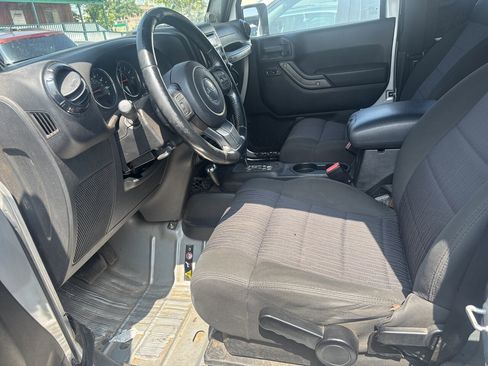 Used 2012 Jeep Wrangler Sport image 5