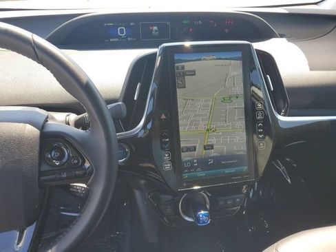 Used 2022 Toyota Prius Prime XLE FWD image 23