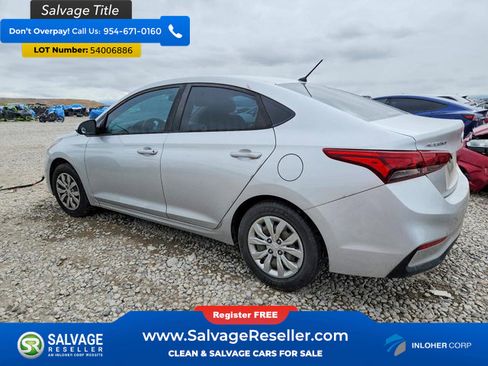 Used 2018 Hyundai Accent SE FWD image 3