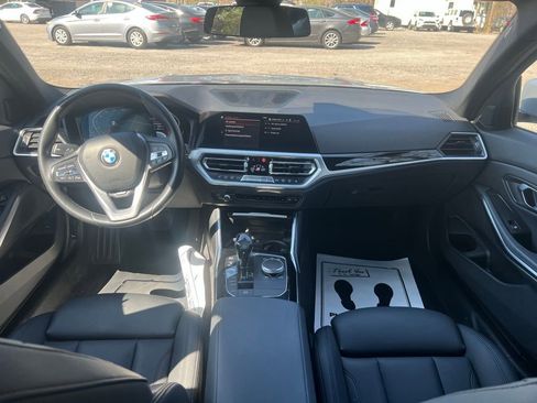Used 2019 BMW 330i xDrive Sedan w/ Driving Assistance Package image 22