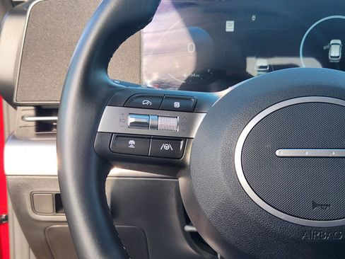 Used 2025 Hyundai Kona SEL FWD image 15