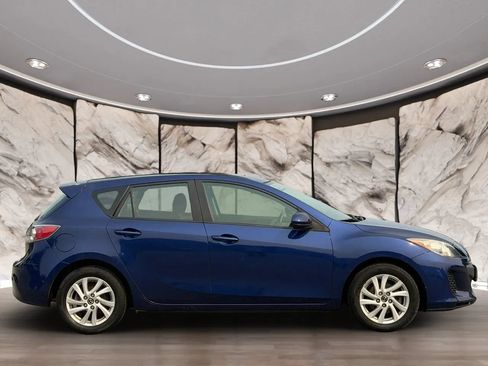 Used 2013 MAZDA MAZDA3 i Touring FWD image 4