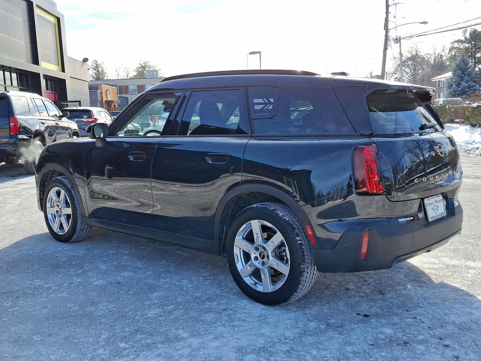 Used 2025 MINI Cooper Countryman S w/ Comfort Package Max AWD/4WD image 4