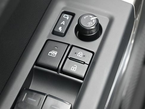 Certified 2026 Toyota Tundra Platinum AWD/4WD image 13