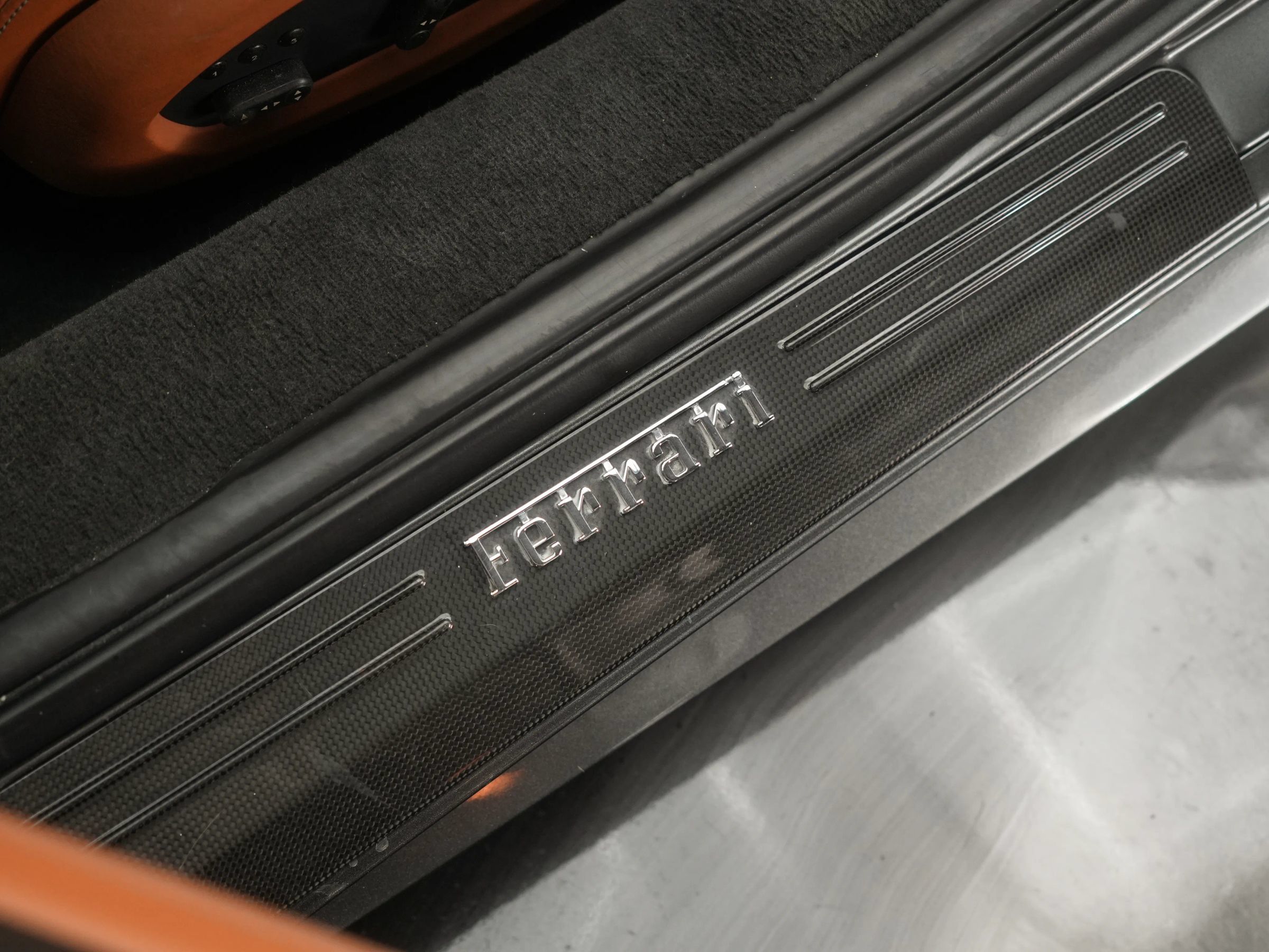 Used 2015 Ferrari 458 Spider RWD image 36