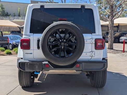 Used 2022 Jeep Wrangler Unlimited Sahara w/ Cold Weather Group AWD/4WD image 6