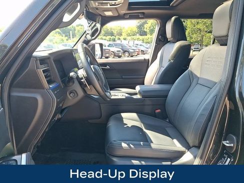 Used 2025 Lexus GX 550 w/ Accessory Package (CT) AWD/4WD image 2
