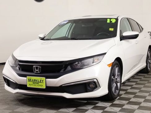 Used 2019 Honda Civic EX image 1