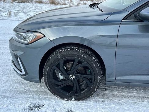 New 2025 Volkswagen Jetta SE image 7