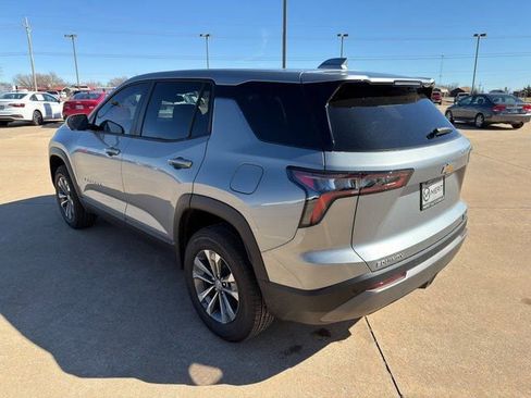 New 2026 Chevrolet Equinox LT image 12