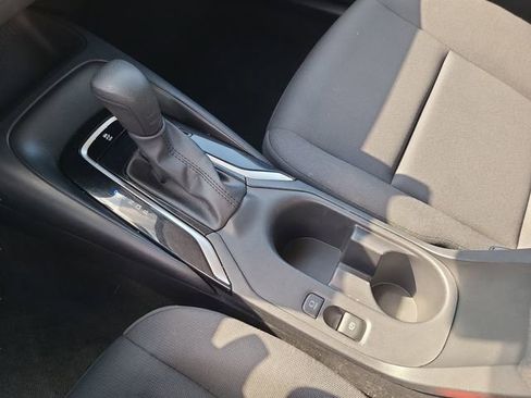 Used 2024 Toyota Corolla LE image 34