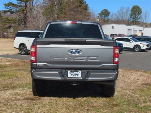 Used 2022 Ford F150 XL w/ STX Appearance Package image 12