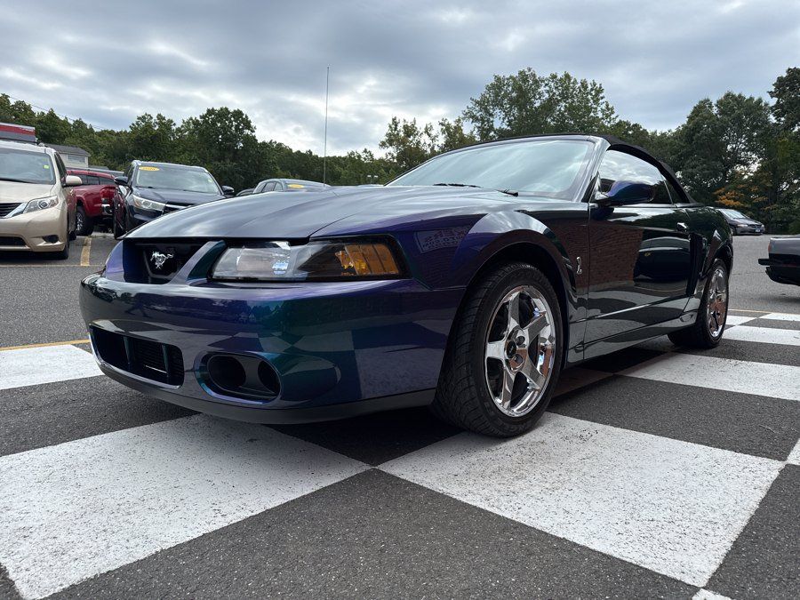 Used 2004 Ford Mustang Cobra RWD image 9