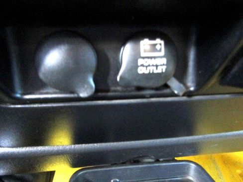 Used 2006 Jeep Wrangler X image 19