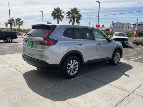 Used 2025 Honda CR-V LX image 9