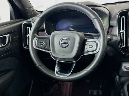 Used 2023 Volvo C40 P8 Recharge Ultimate AWD/4WD image 18