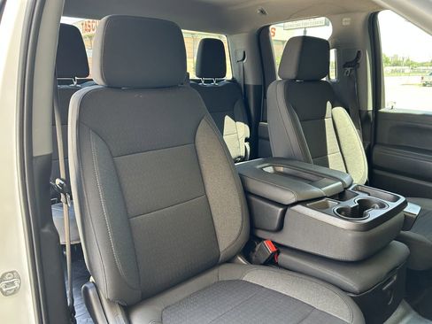 Used 2022 Chevrolet Silverado 2500 LT w/ Convenience Package image 14