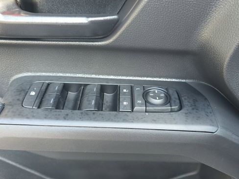 Used 2025 Toyota Tacoma SR5 RWD image 18