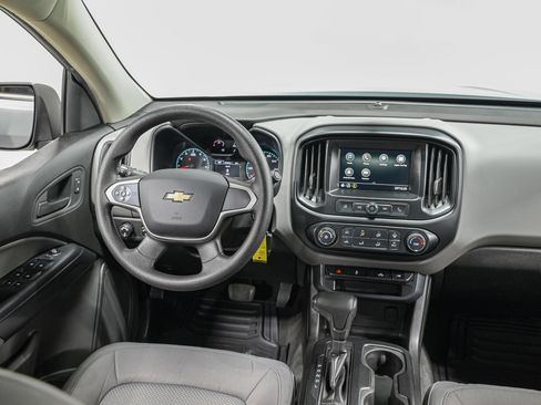 Used 2019 Chevrolet Colorado W/T w/ WT Convenience Package AWD/4WD image 28