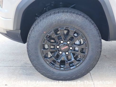 New 2026 GMC Canyon Elevation w/ Convenience Package RWD image 7