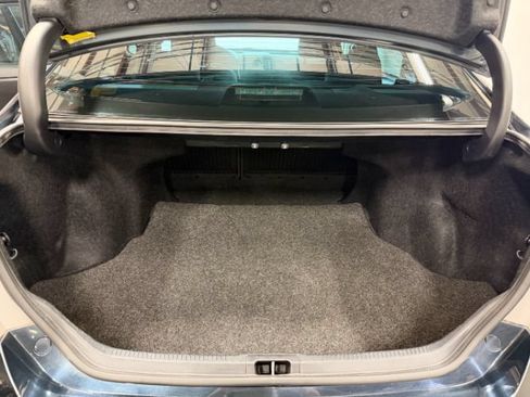 Used 2016 Toyota Camry LE FWD image 24