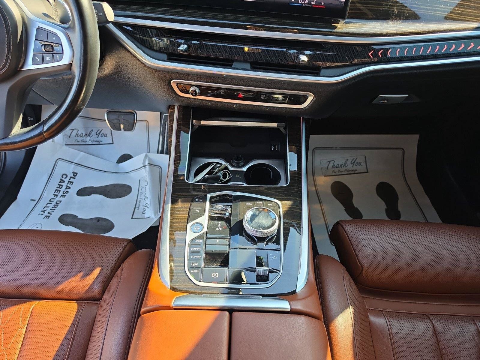 Used 2024 BMW X7 xDrive40i w/ Executive Package AWD/4WD image 11
