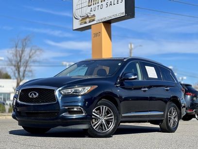 Used 2019 INFINITI QX60 Luxe w/ Essential Package