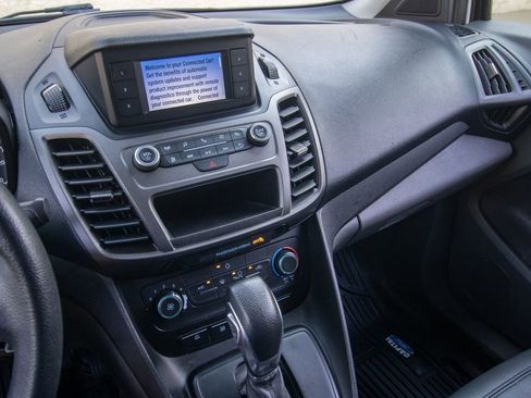 Used 2019 Ford Transit Connect XL FWD image 19