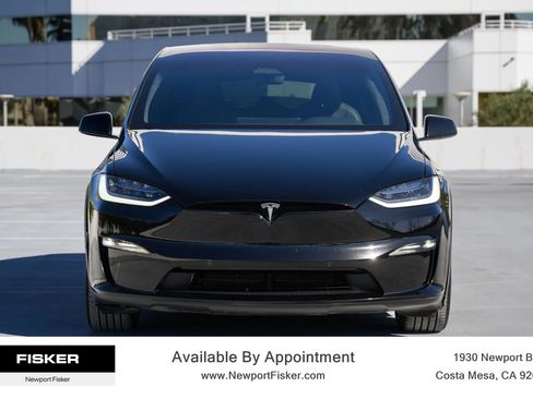 Used 2023 Tesla Model X image 10